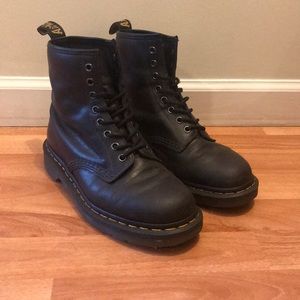 Dr. Martens 1460 Gunmetal Orleans